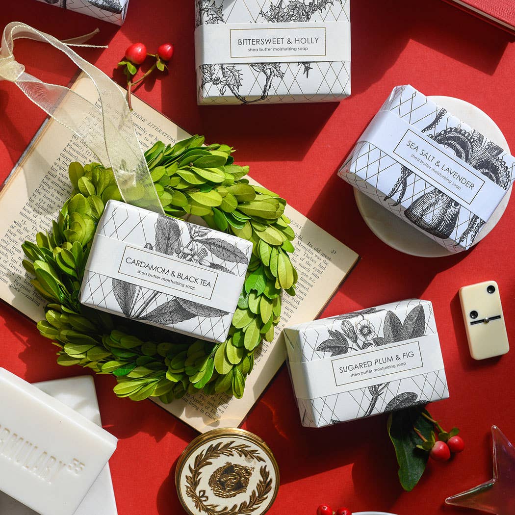 NEW Spiced Orange & Cedar Shea Butter Soap in Goldleaf