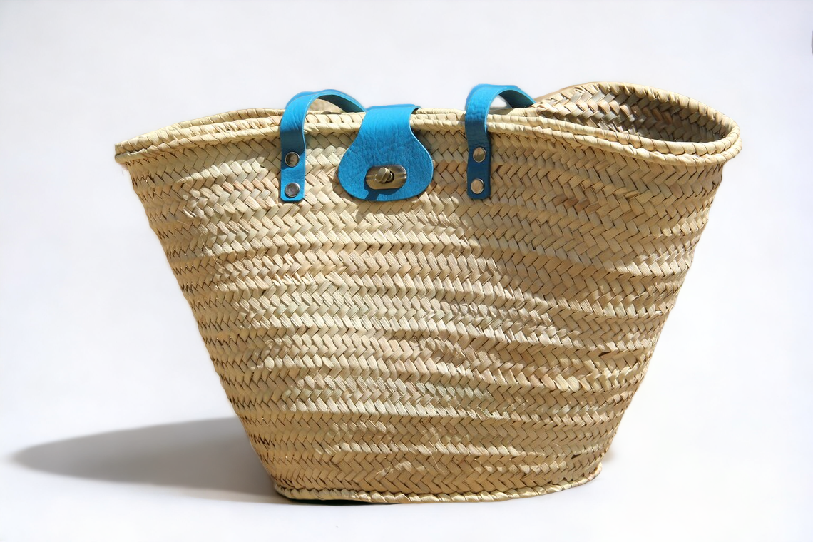 French Market Basket With Clasp