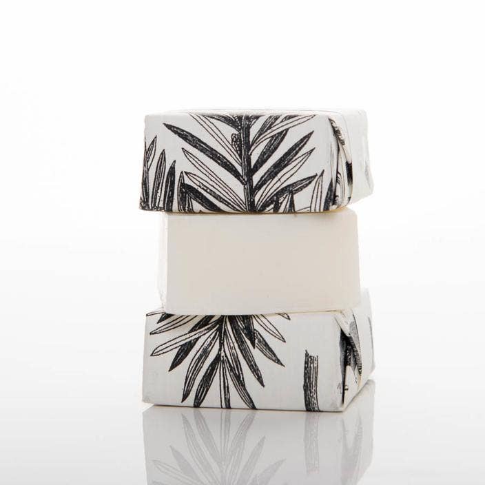 Guest Bar / Petite Shea Butter Soap: La Nuit