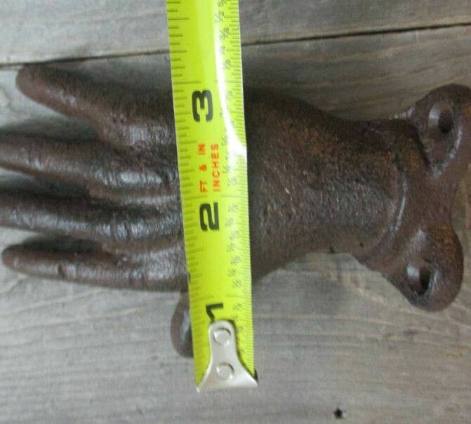 CAST IRON RUSTIC RIGHT HAND