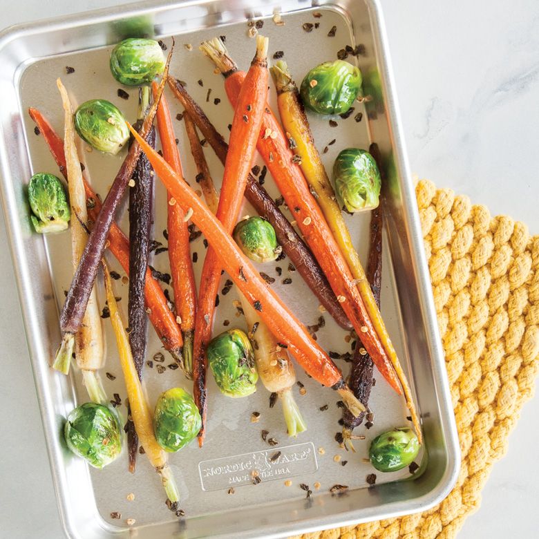 Nordicware Bakers 1/4 Sheet - Ettiene Market